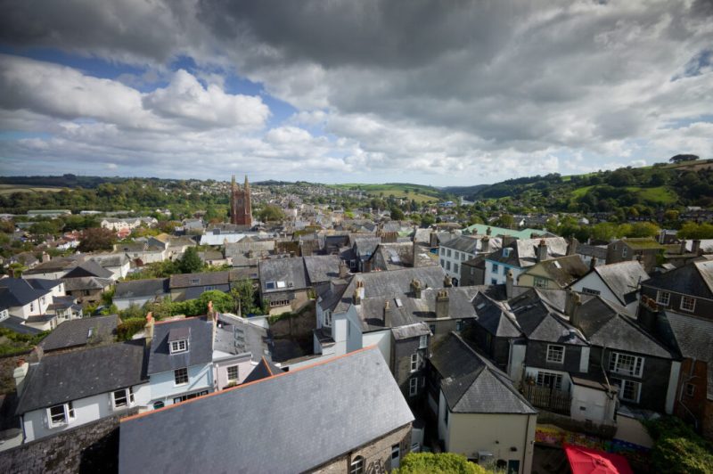 Will house prices crash in 2023