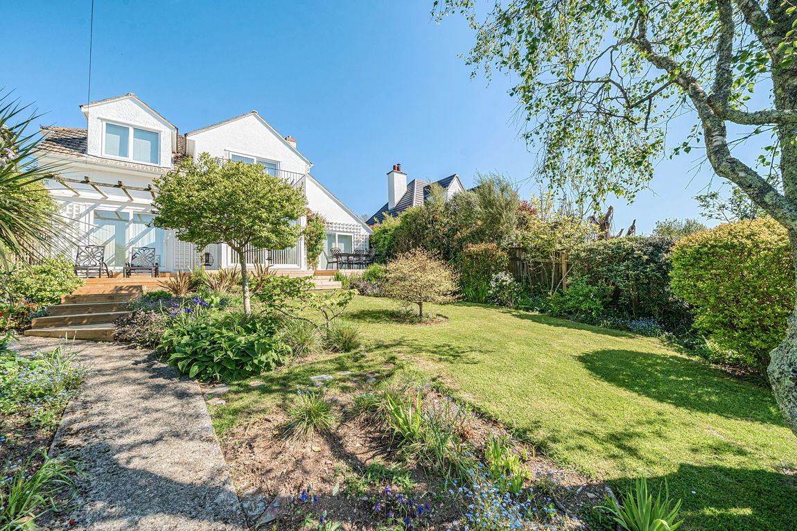 Church Park, NEWTON FERRERS, South Devon