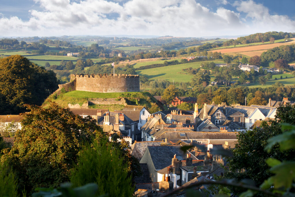 Totnes Letting Agent: image of Totnes Castle