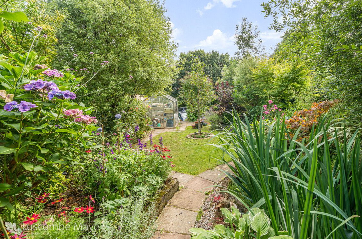 Crowder Park, South Brent, TQ10 9DB