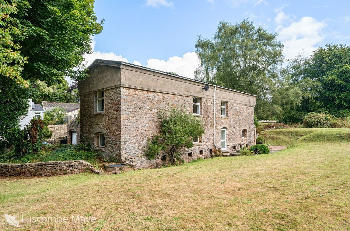 Pound Barn, Compton, Marldon