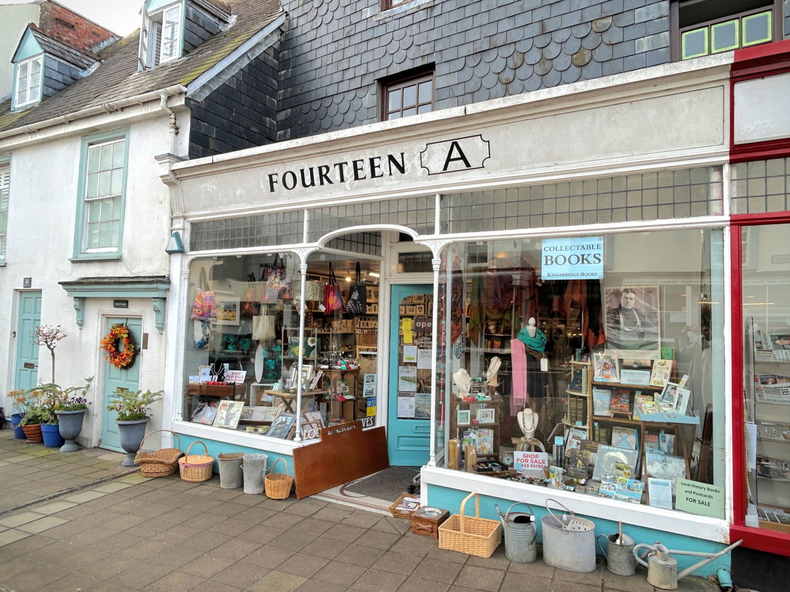 Broad Street, Modbury, PL21