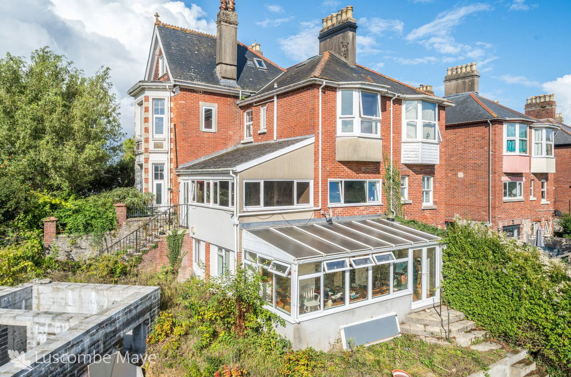9 Queens Terrace, Totnes