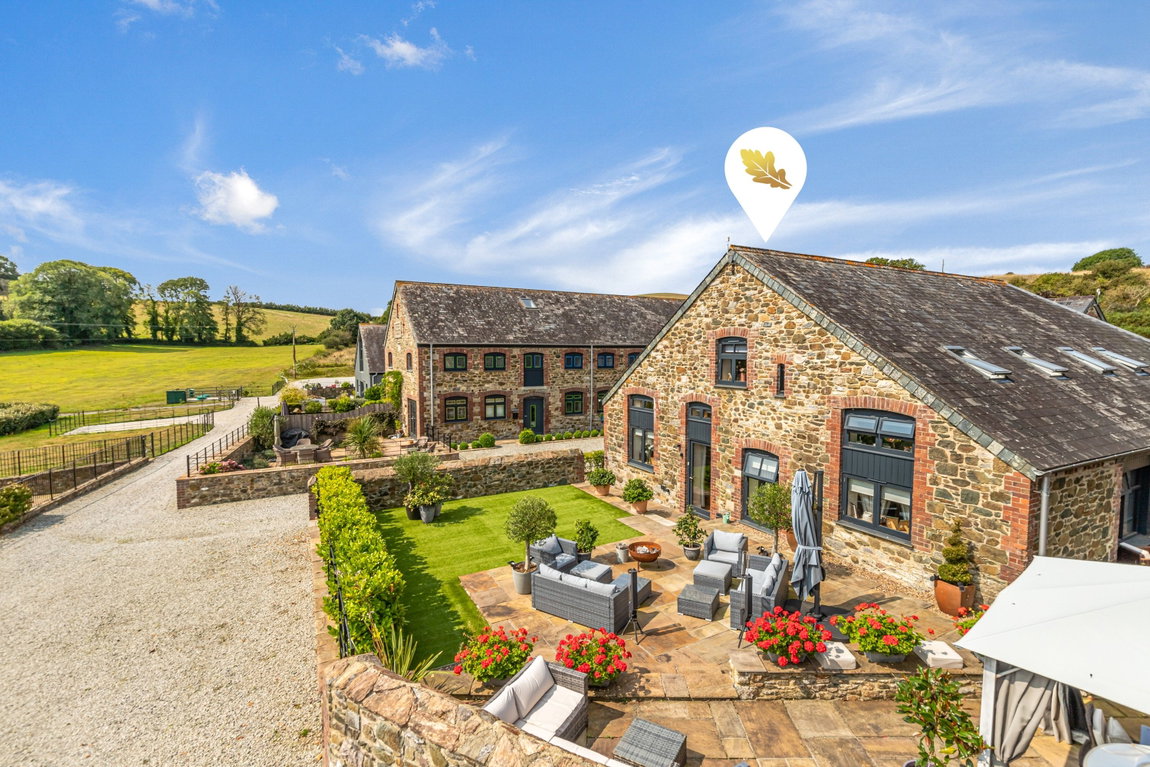 Hareston Farm Barns, Yealmpton, Devon