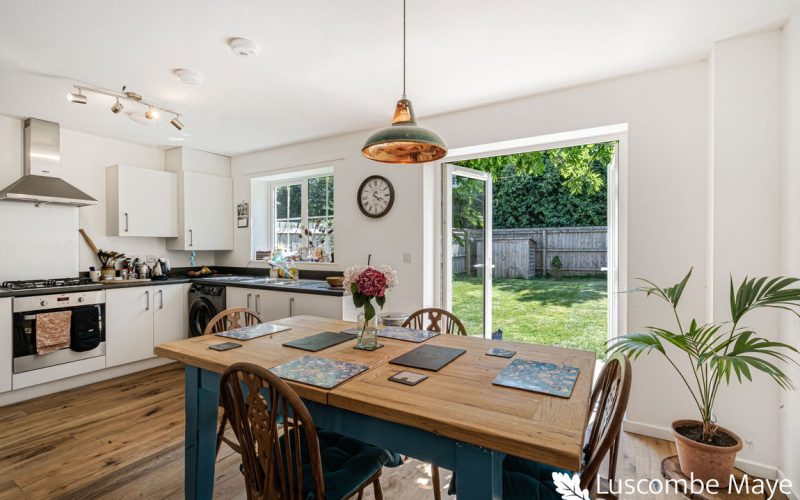 23_87151_watermarked_1783769507828.jpg
