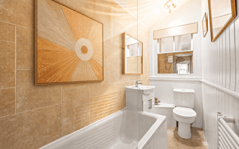BathRoom-DownStairs_1777643142687.png