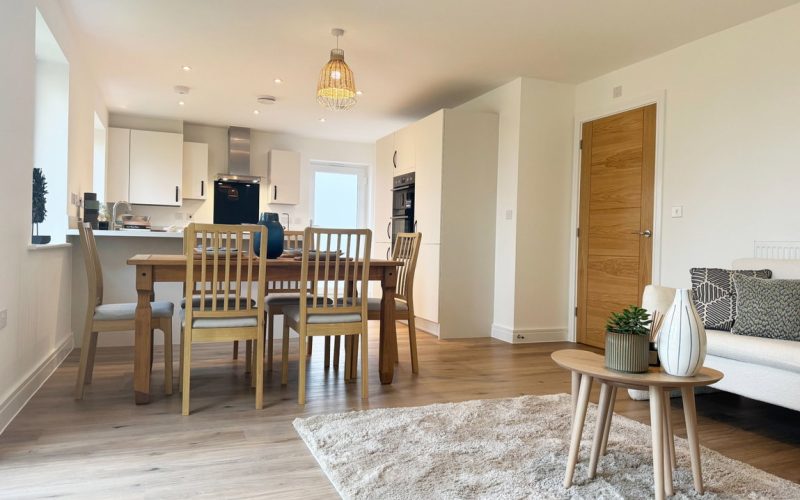 Daisy-Kitchen-Dining_1790947383409.jpg