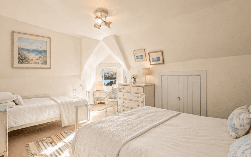 Top-Double-and-Single-Bedroom_1777643142707.png