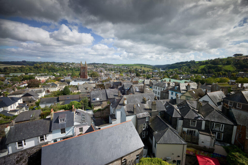 Will house prices crash in 2023
