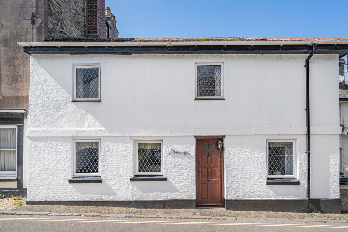 Fore street, Aveton Gifford, TQ7