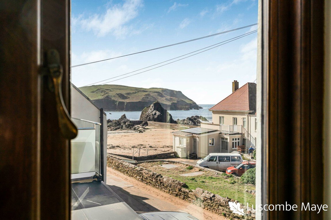 Armada House, Hope Cove