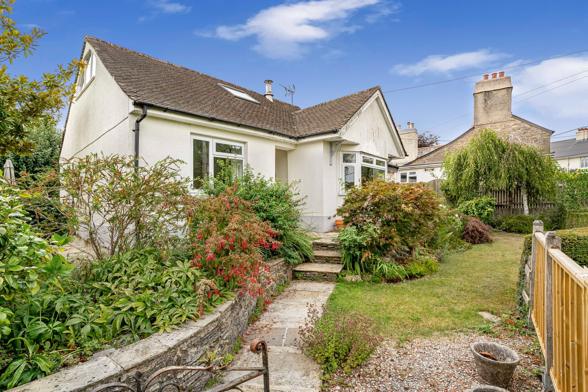 Broadhempston, Totnes