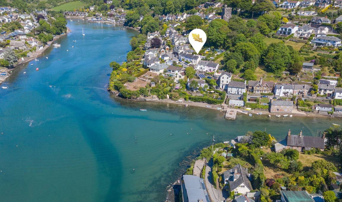 Pillory Hill, NOSS MAYO, South Devon