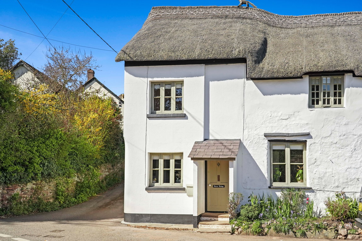 Stokenham, Kingsbridge, TQ7 2SZ