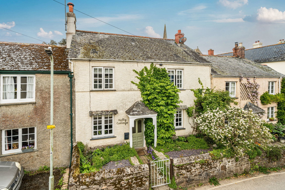 Fore Street, HOLBETON, South Devon