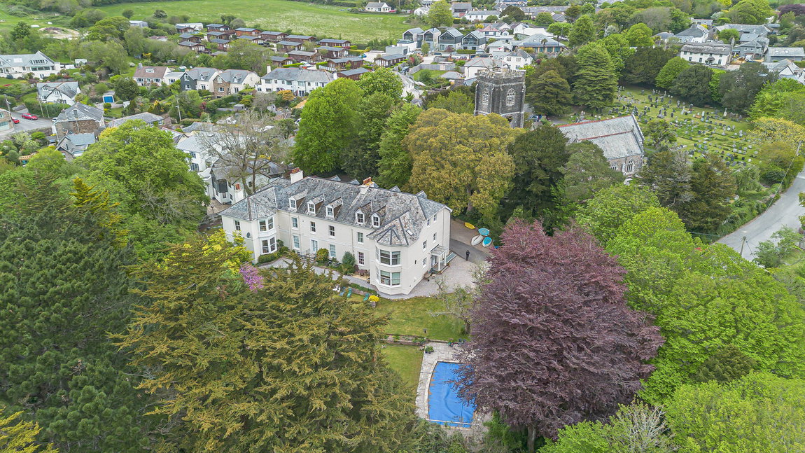 Court Road, NEWTON FERRERS, South Devon