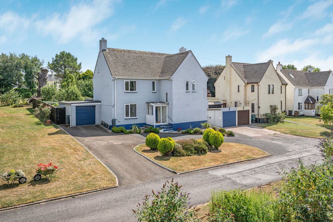 Richardson Drive, Yealmpton, Devon