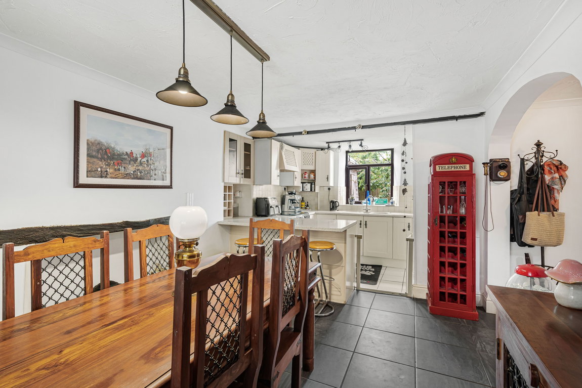 Brixton, Plymouth, PL8 2AH