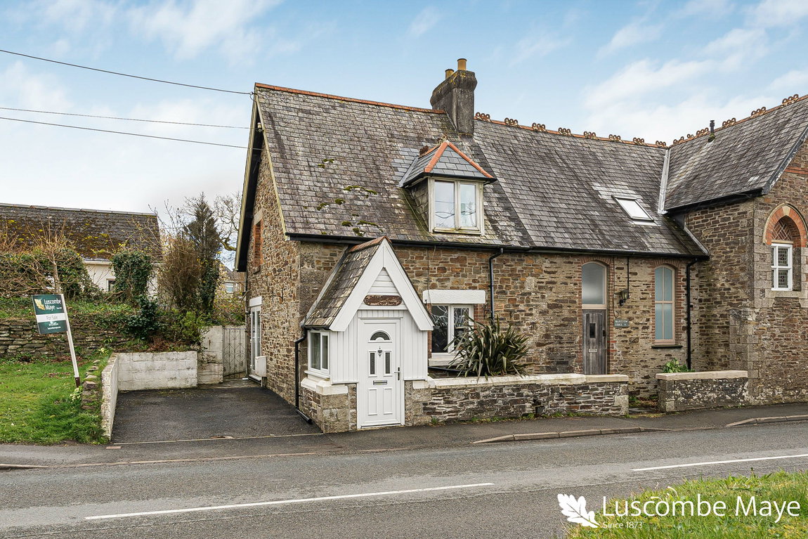 Dousland Road, Yelverton, Devon