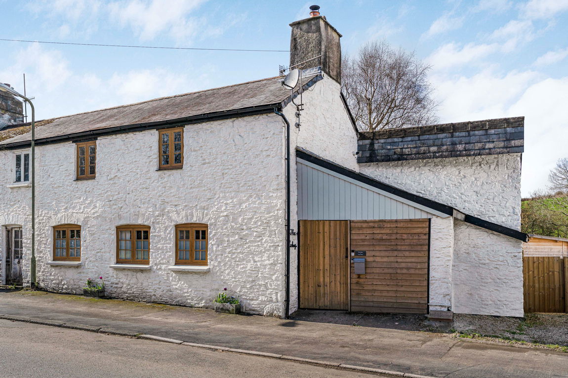 Lower Dean, Buckfastleigh