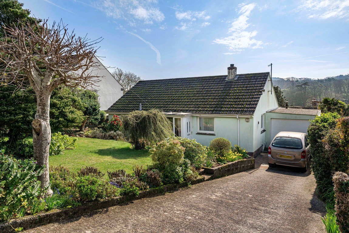 Grenville Close, Stokenham, Kingsbridge, TQ7 2SY