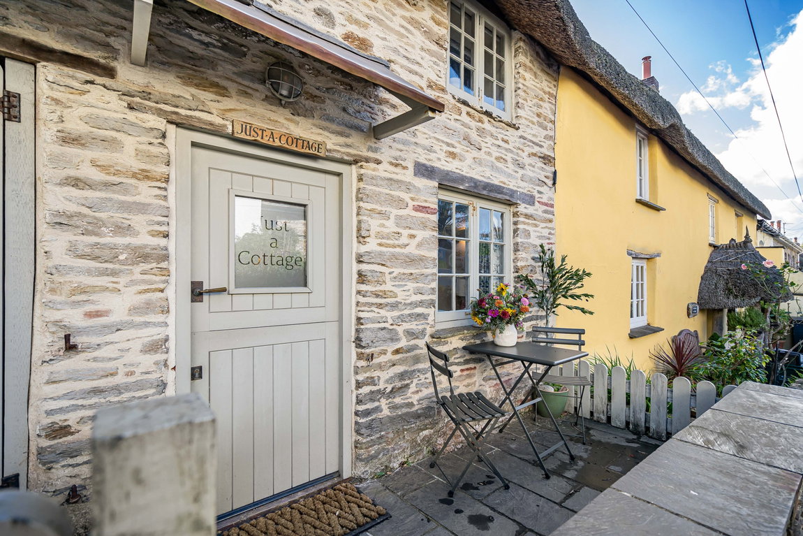Just-A-Cottage, Thurlestone